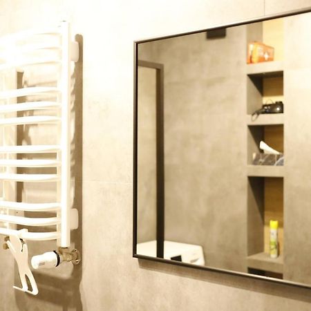 Appartement Bieszczadzkie Utulenie à Ustrzyki Dolne Extérieur photo