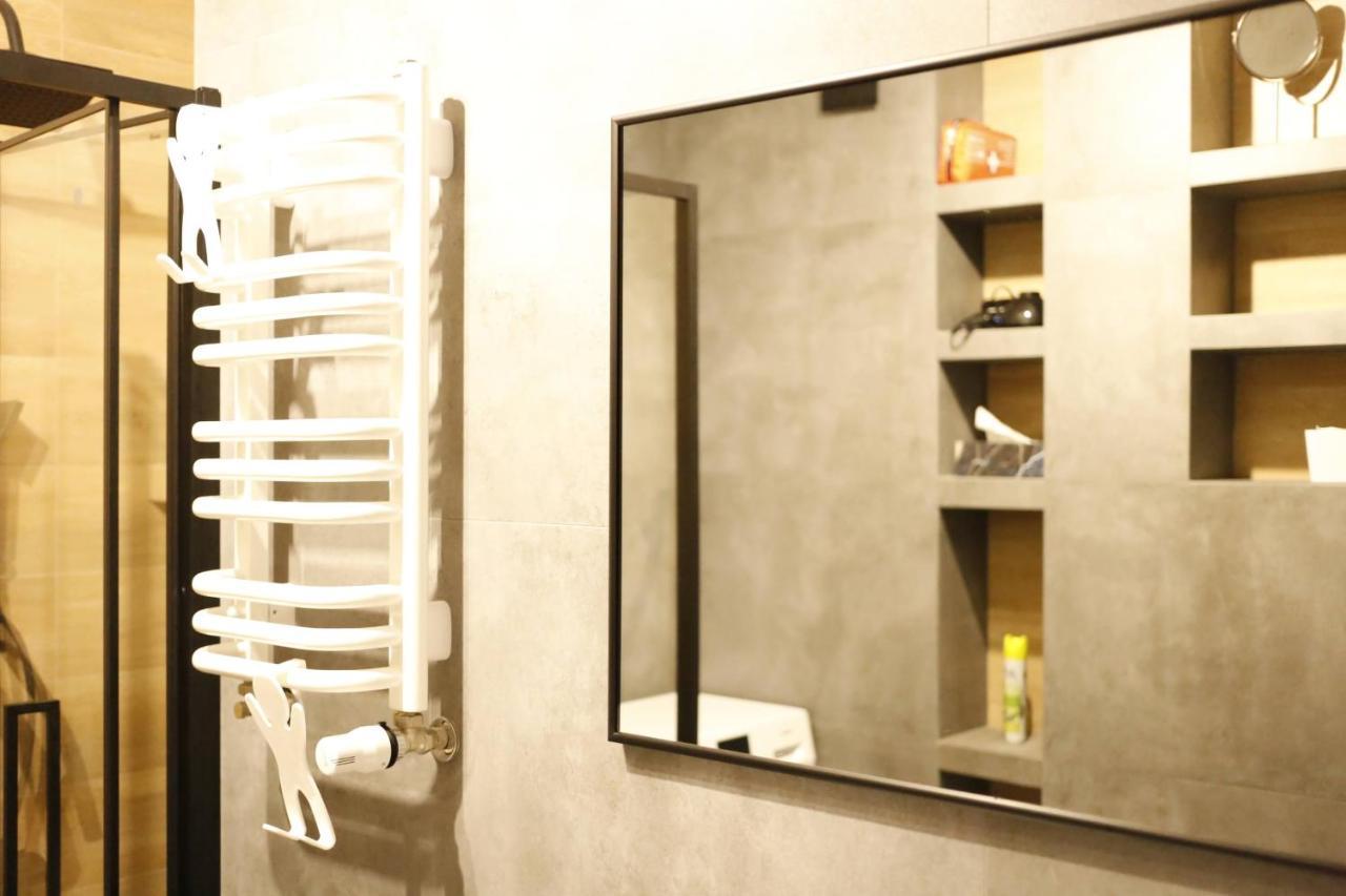 Appartement Bieszczadzkie Utulenie à Ustrzyki Dolne Extérieur photo