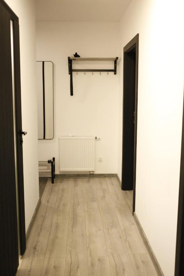 Appartement Bieszczadzkie Utulenie à Ustrzyki Dolne Extérieur photo